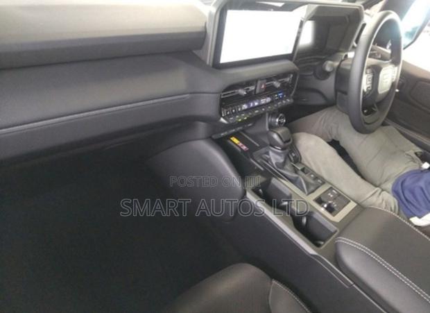 Toyota Land Cruiser LC250 2024 Black