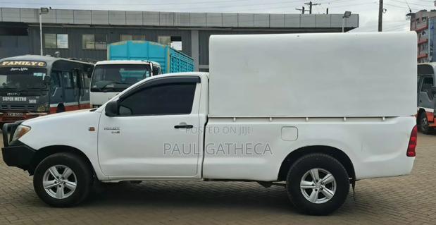 Toyota Hilux 2008 White