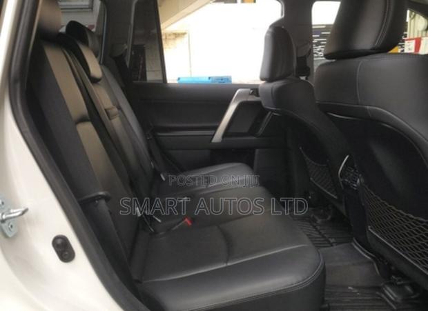 Toyota Land Cruiser Prado 2.8 2021 Pearl