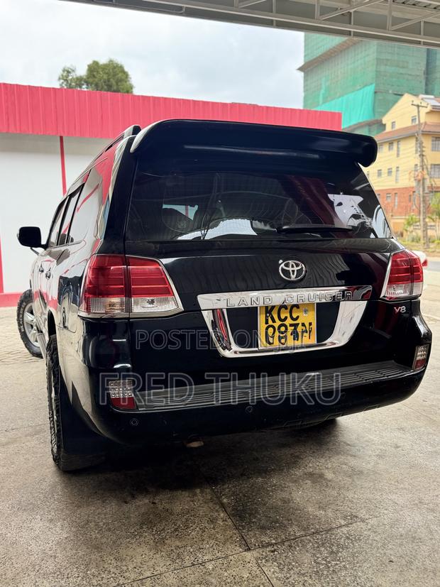 Toyota Land Cruiser 2008 Black