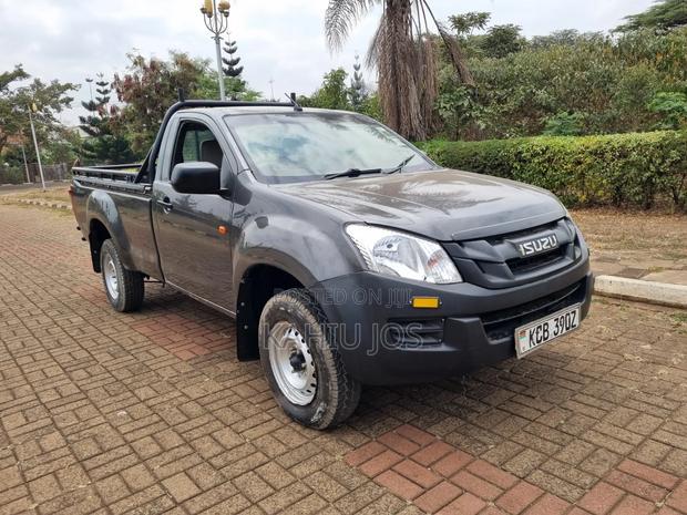 Isuzu D-MAX 2014