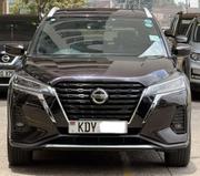 Nissan Kicks 2020 Brown for sale
