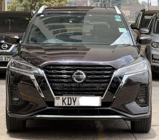 Nissan Kicks 2020 Brown