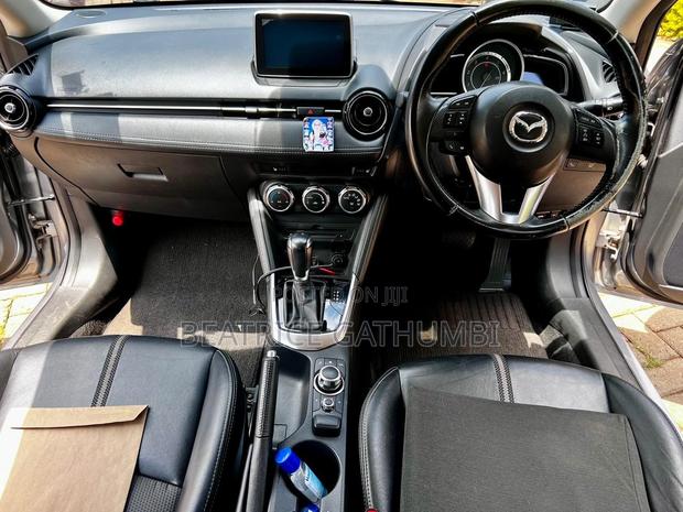 Mazda Demio 2016 Silver