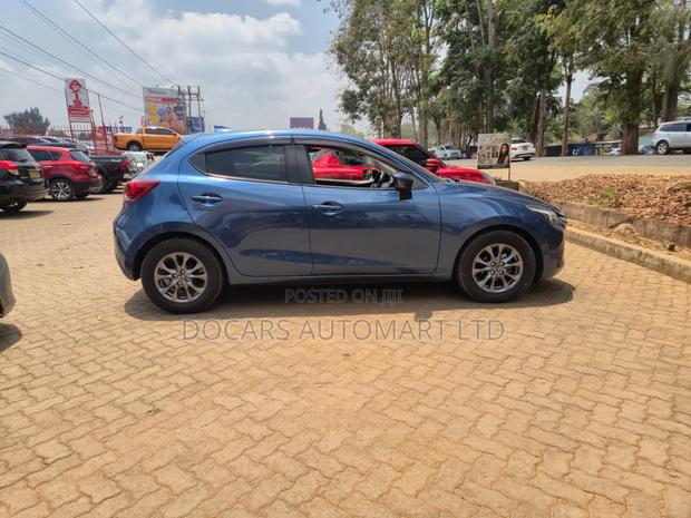 Mazda Demio 2017 Blue