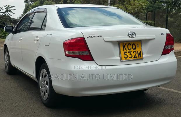 Toyota Axio 2011 White