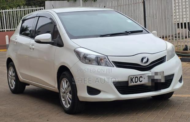 Toyota Vitz 2013 White