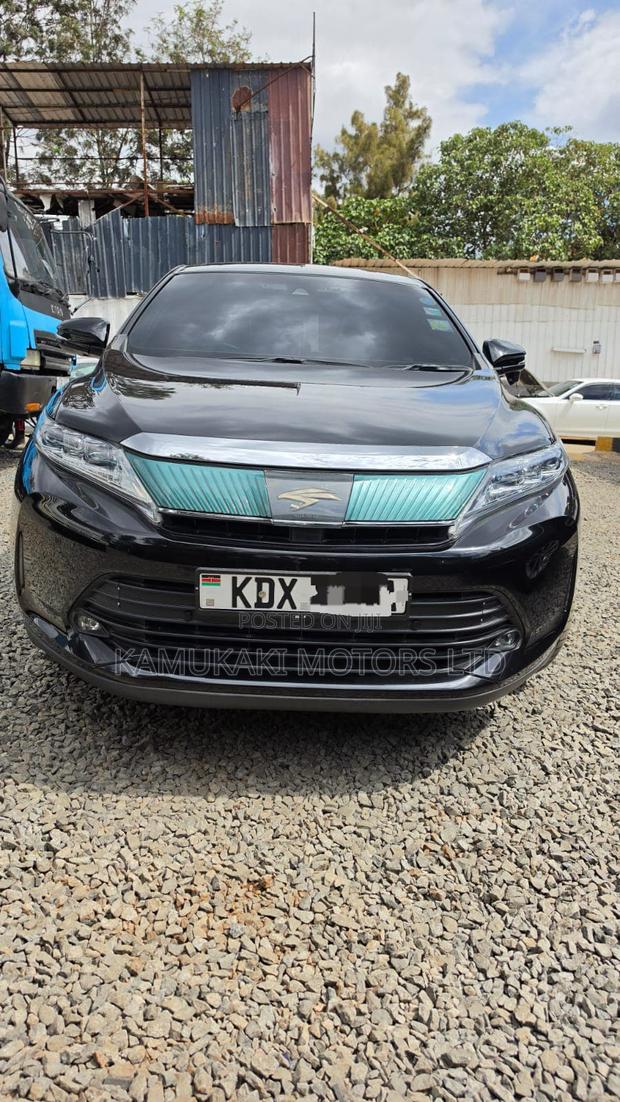 Toyota Harrier 2.5 Hybrid 4WD 2018 Black