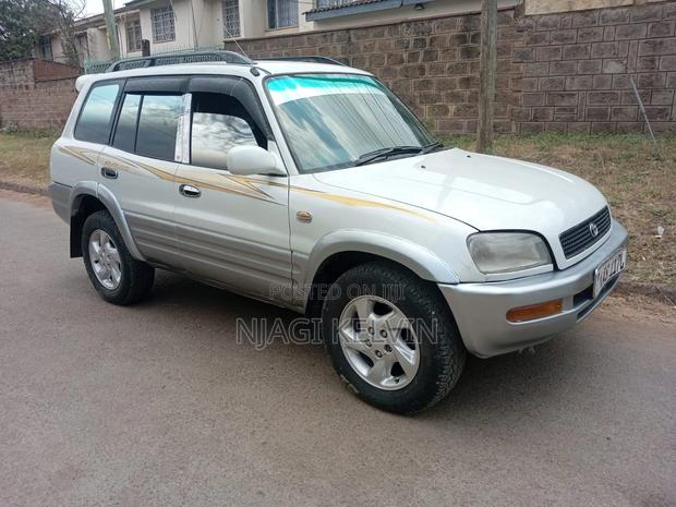 Toyota RAV4 2001 Pearl