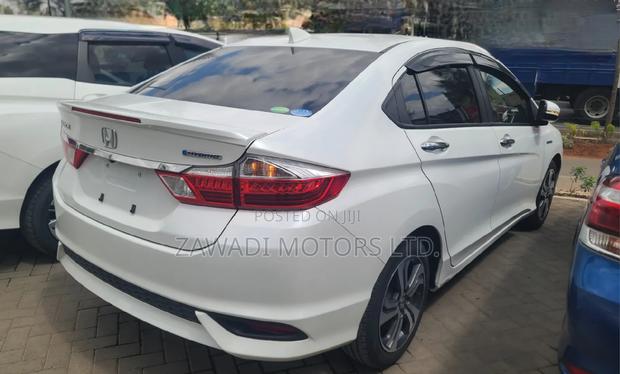 Honda Grace 1.5 Hybrid FWD 2019 White