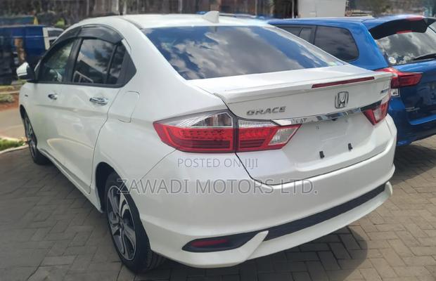 Honda Grace 1.5 Hybrid FWD 2019 White