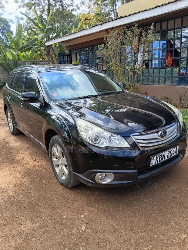 Subaru Outback 2010 Black
