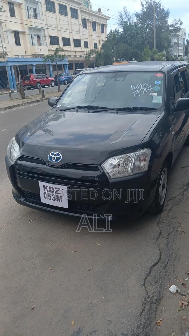Toyota Probox 1.5 DX Comfort 2WD 2019 Black