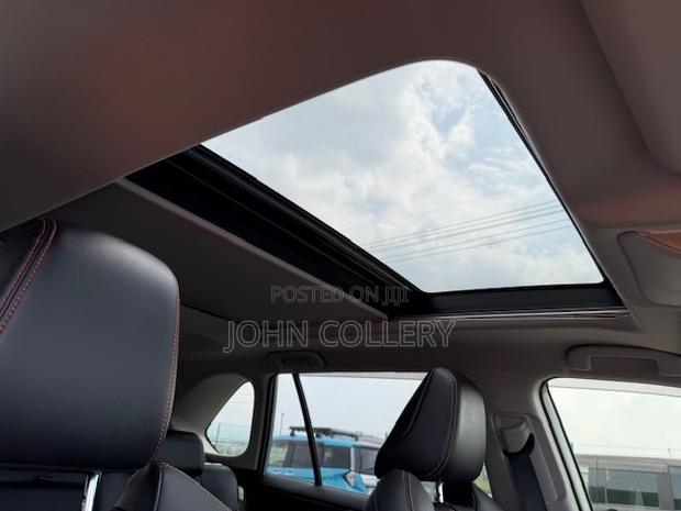 Toyota RAV4 Adventure 2021 Green