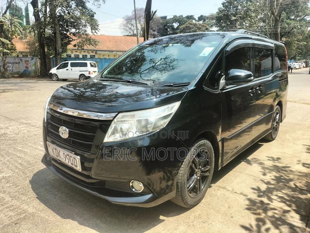 Toyota Noah 2015 Black