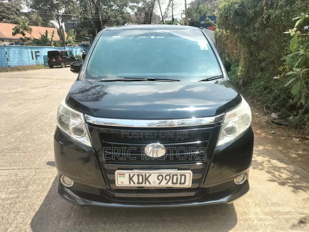 Toyota Noah 2015 Black