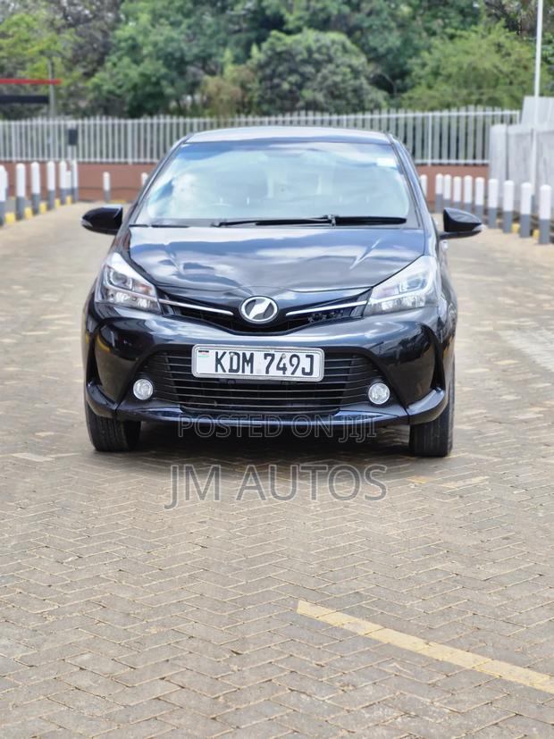 Toyota Vitz 1.3 FWD 3dr 2016 Black