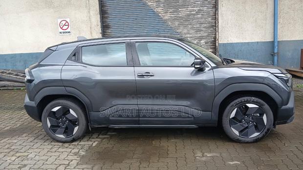 Suzuki e Vitara 2026 Gray