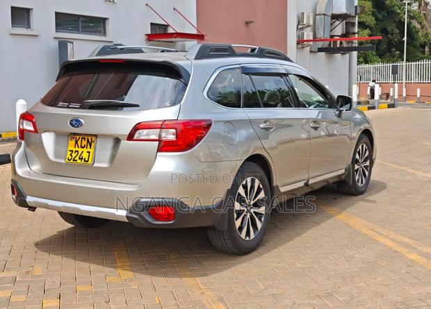 Subaru Outback 2015 Gray