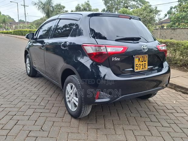 Toyota Vitz 1.3 FWD 5dr 2018 Black