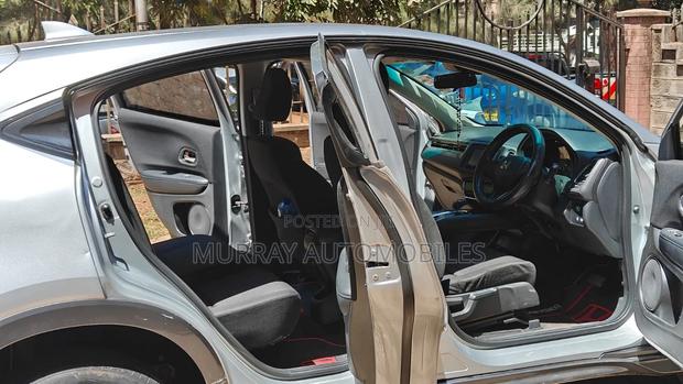 Honda Vezel 2016 Silver