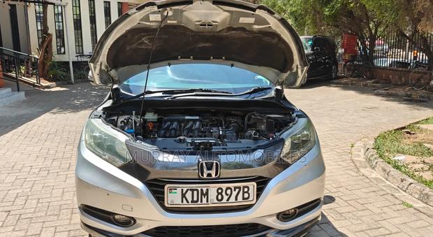 Honda Vezel 2016 Silver