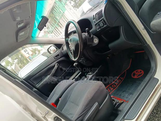 Toyota Probox 2009 White