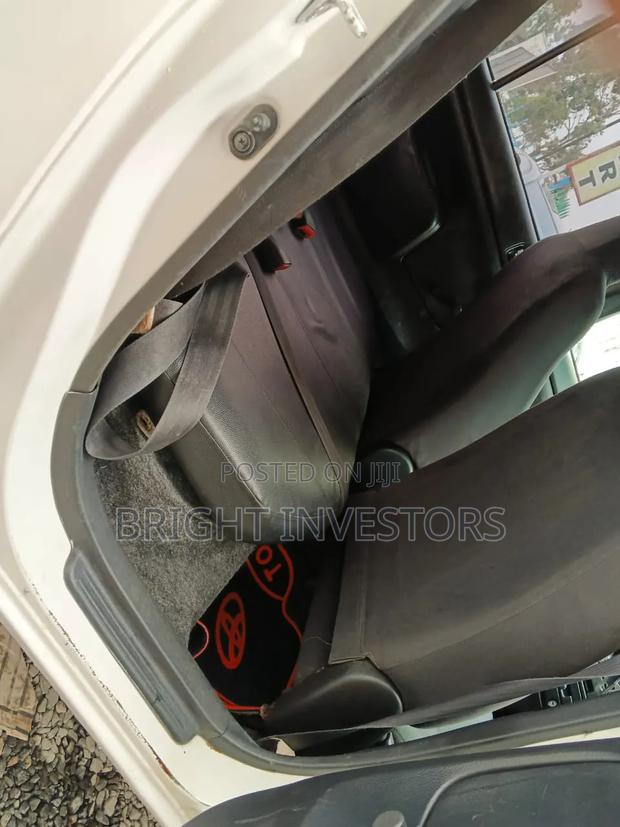 Toyota Probox 2009 White