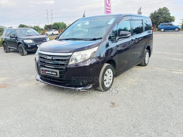 Toyota Noah 2017 Black