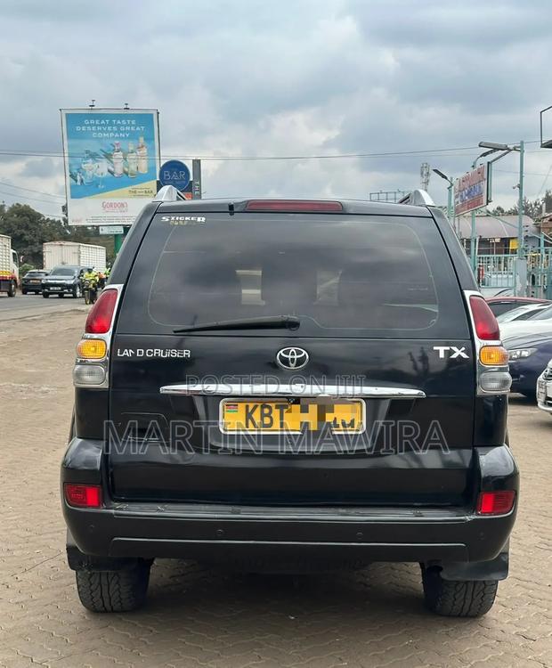 Toyota Land Cruiser Prado 2005 Black