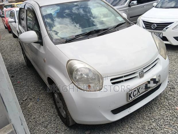 Toyota Passo 2012 White