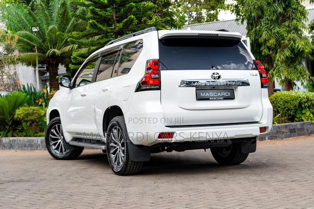 Toyota Land Cruiser Prado 2.8 2020 White