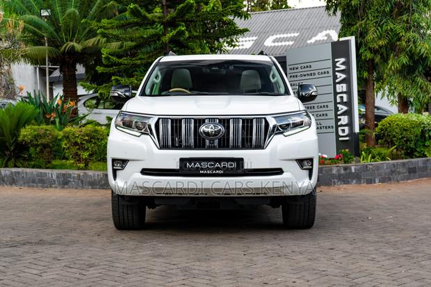 Toyota Land Cruiser Prado 2.8 2020 White