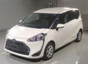 Toyota Sienta 2019 Pearl for sale