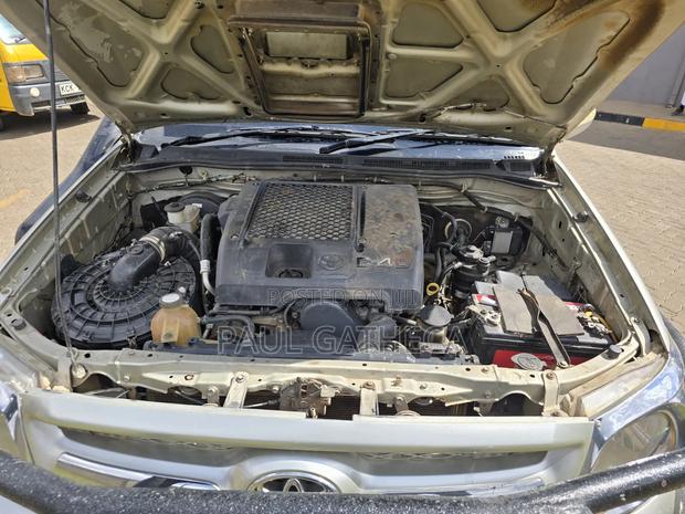 Toyota Hilux 2.5 Cab 2005 Silver