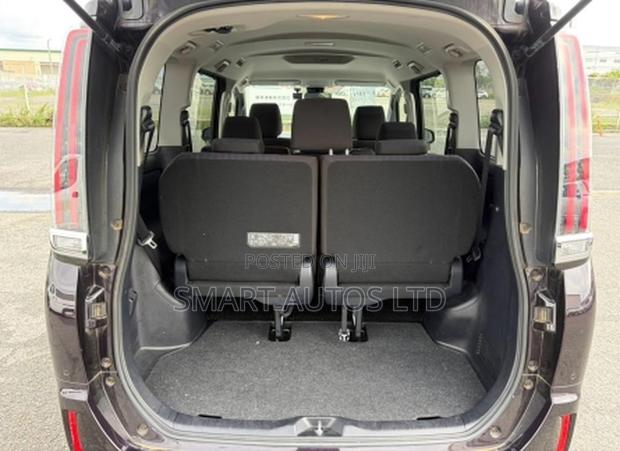 Toyota Noah 2020