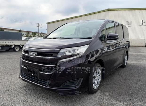 Toyota Noah 2020