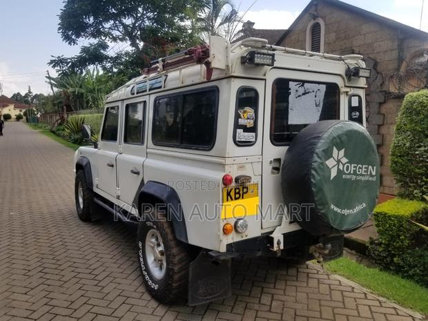 Land Rover Defender 2001 White
