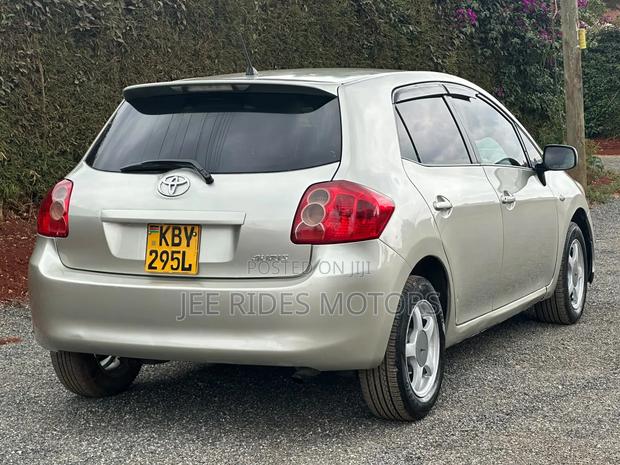 Toyota Auris 2007 Silver
