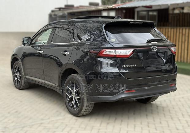 Toyota Harrier 2019 Black