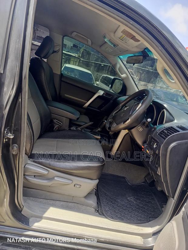 Toyota Land Cruiser Prado 2.7 i 2012 Black