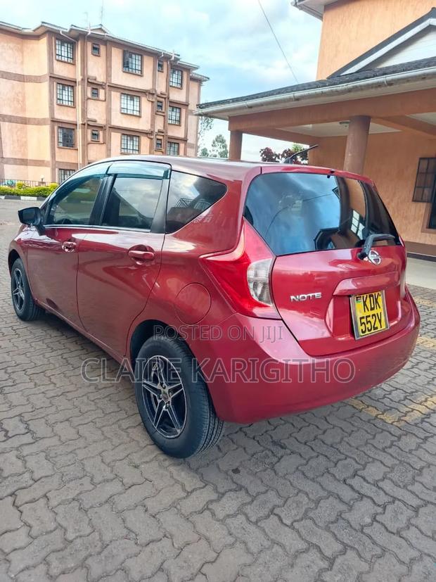 Nissan Note 1.6 Petrol 2015 Red