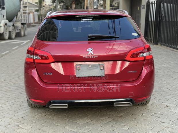 Peugeot 308 2019 Red