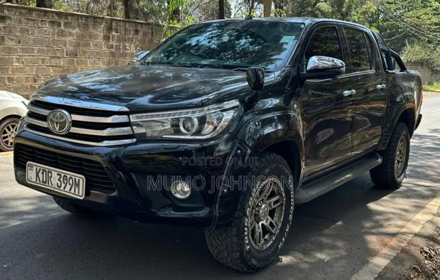 Toyota Hilux Revo Double Cab Deisel 2.4 AWD 2018 Black