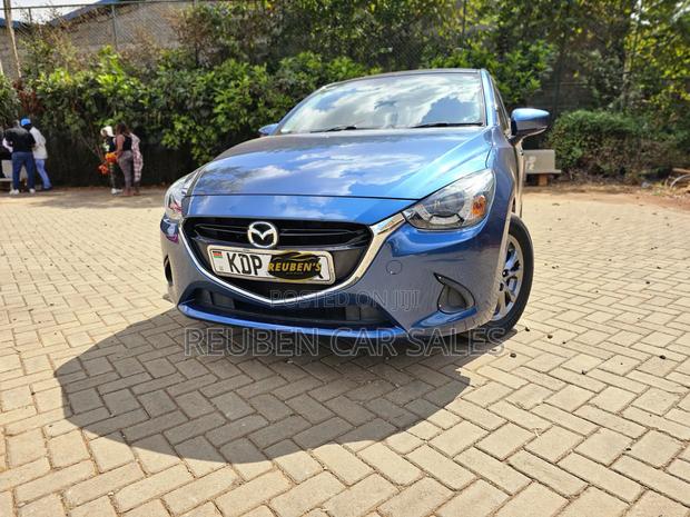 Mazda Demio 2017 Blue