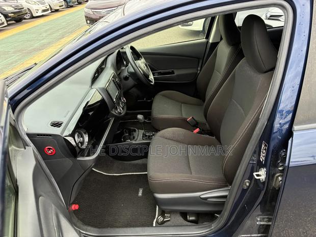 Toyota Vitz 2019 Blue