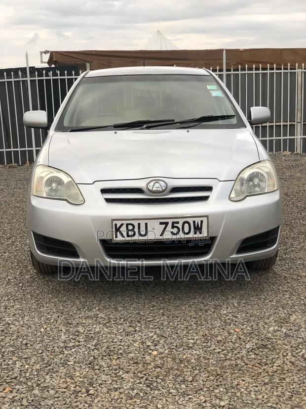 Toyota Corolla RunX 2005 Silver