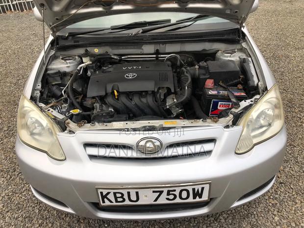 Toyota Corolla RunX 2005 Silver
