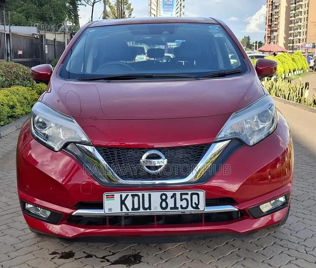 Nissan Note 1.2 Hybrid 2018 Red