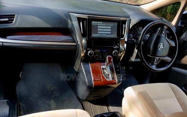 Toyota Vellfire 2015 Black